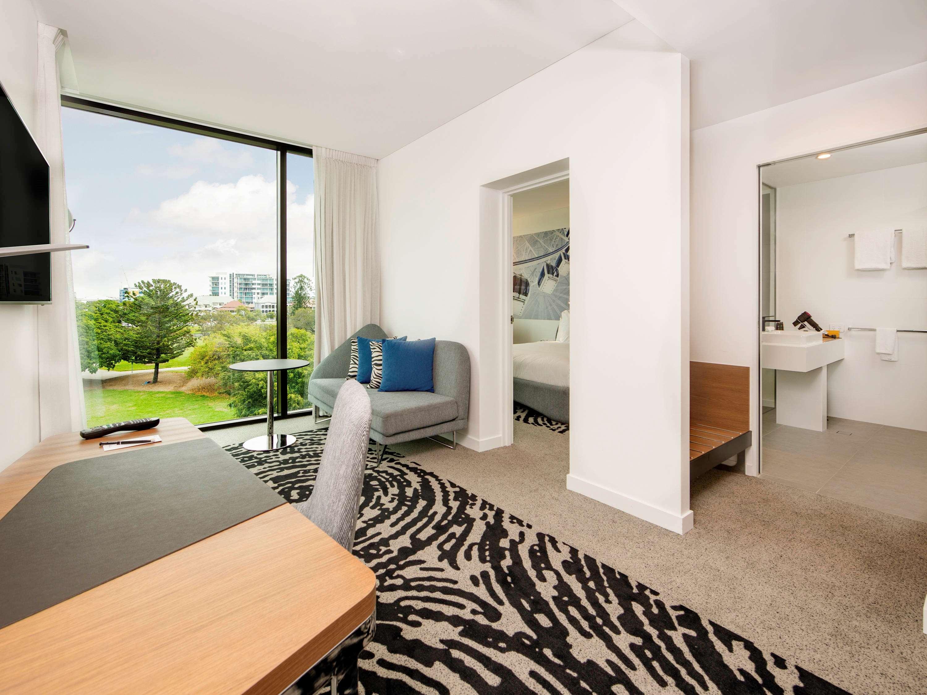 Novotel Brisbane South Bank Exterior photo
