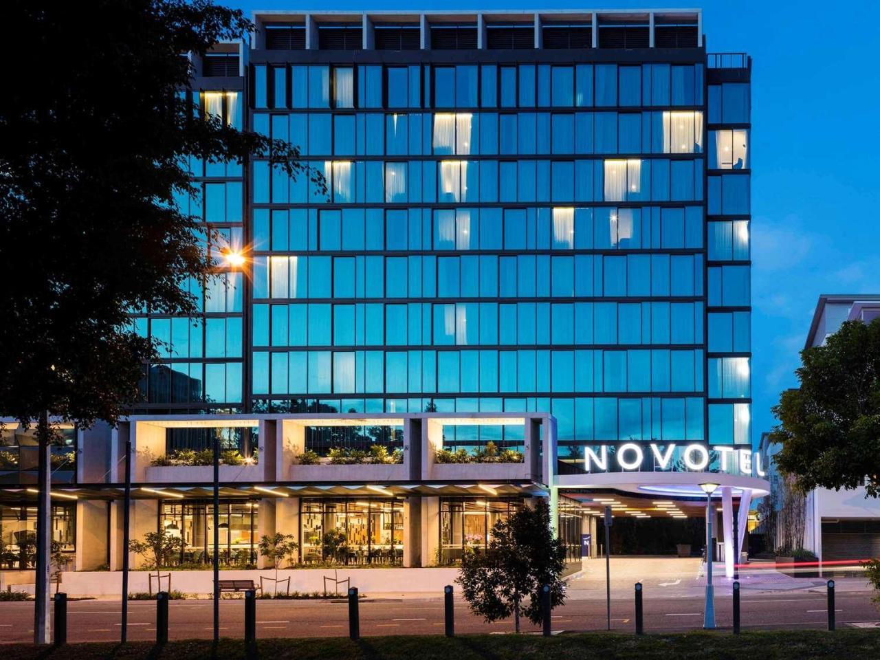 Novotel Brisbane South Bank Exterior photo